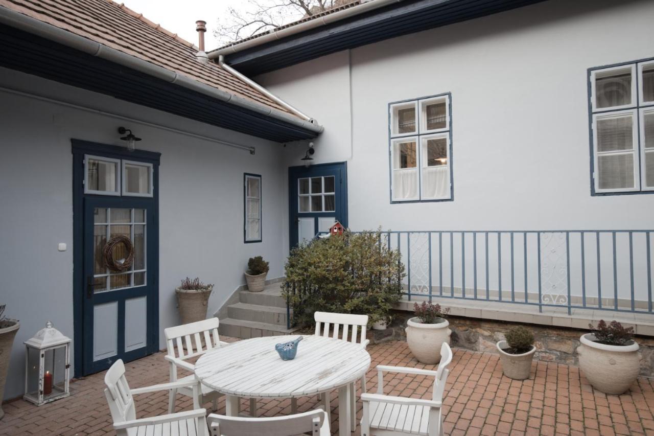 Ister Guesthouse Esztergom Exteriör bild