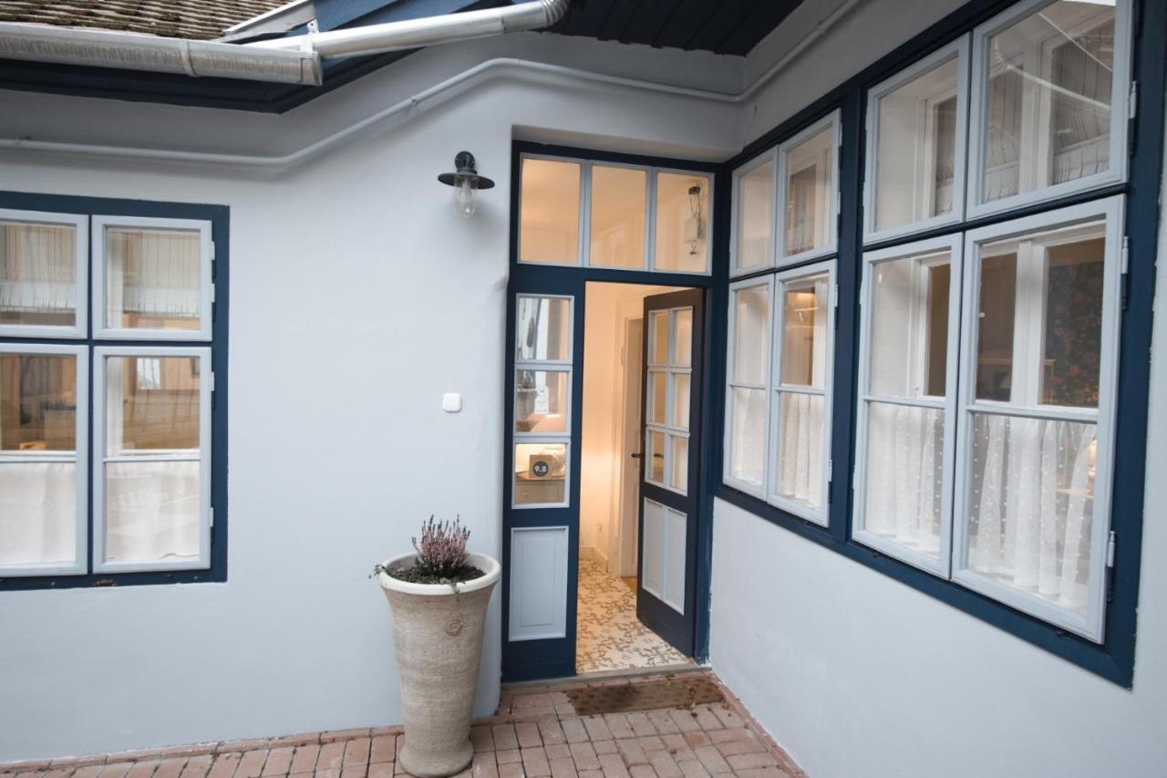 Ister Guesthouse Esztergom Exteriör bild