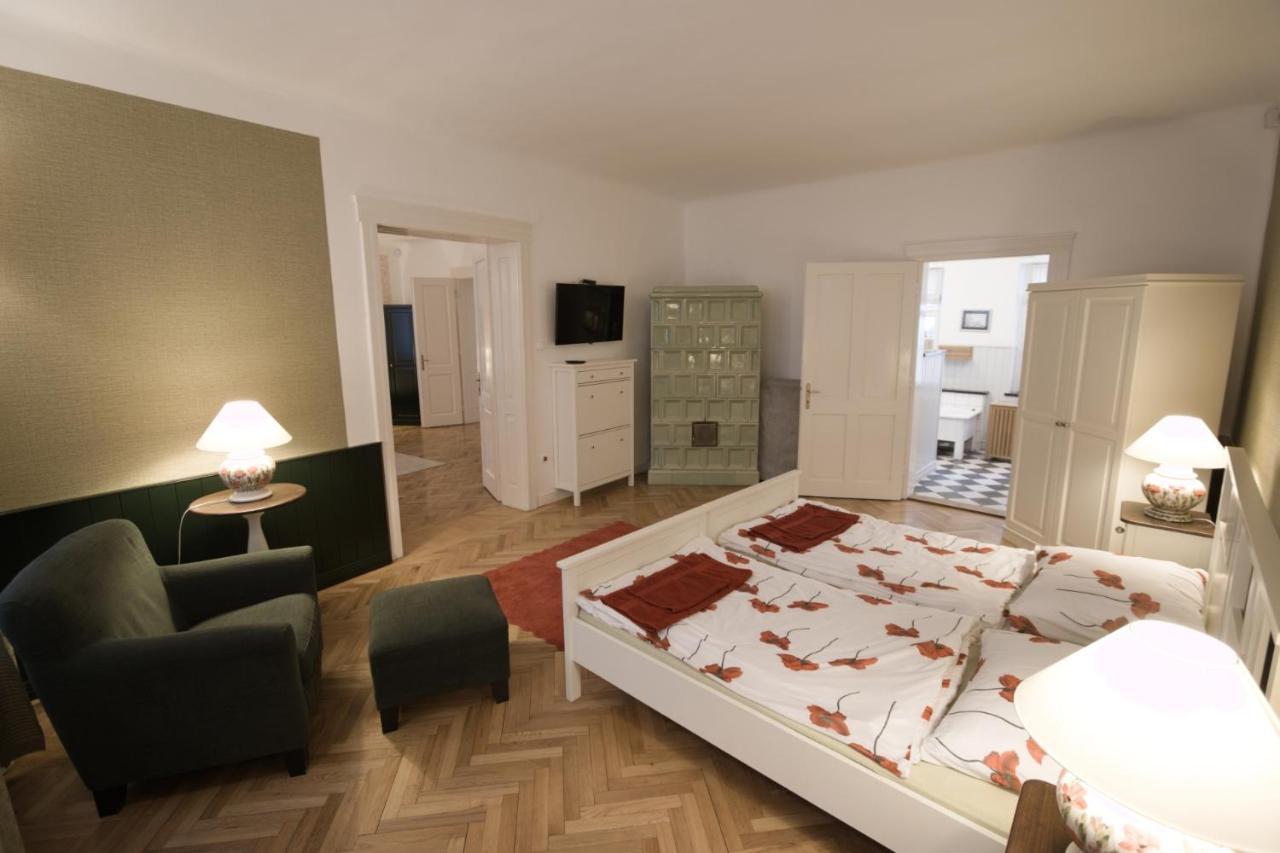Ister Guesthouse Esztergom Exteriör bild